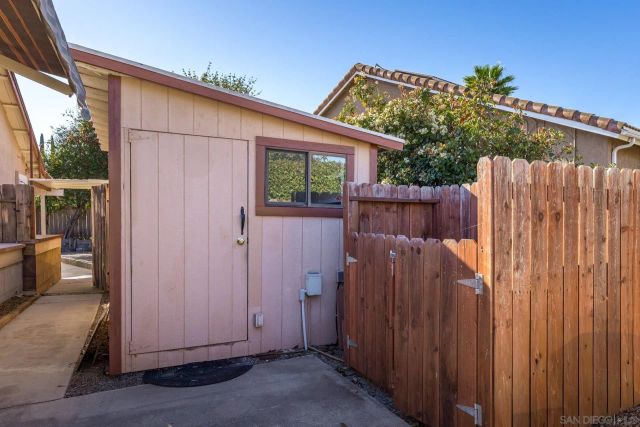 2020 Gary Lane, Escondido, CA 92026