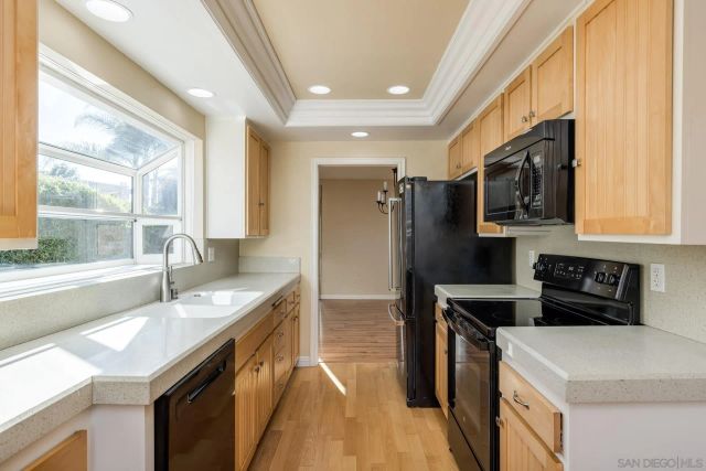 2020 Gary Lane, Escondido, CA 92026