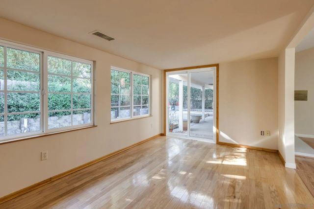 2020 Gary Lane, Escondido, CA 92026