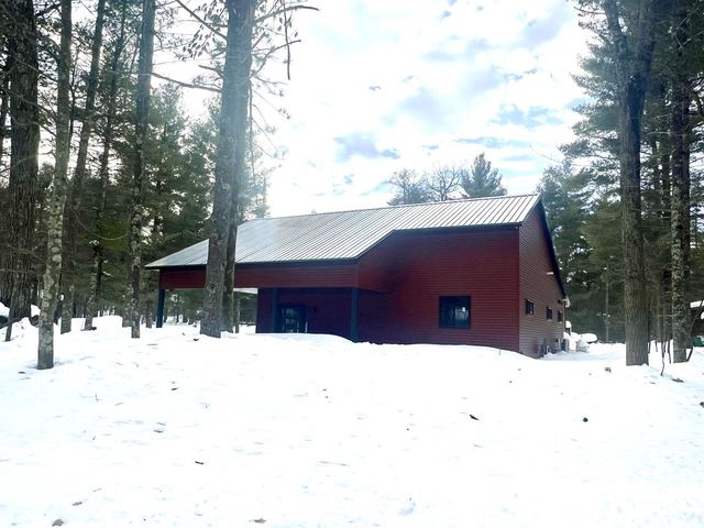 12086 Tar Dam ROAD, Crivitz, WI 54114