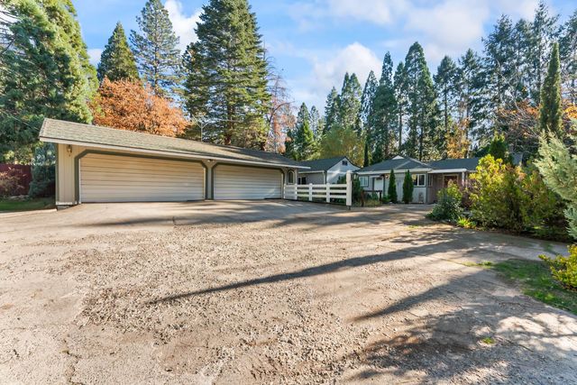 4624 Pony Express Trl, Camino, CA 95709