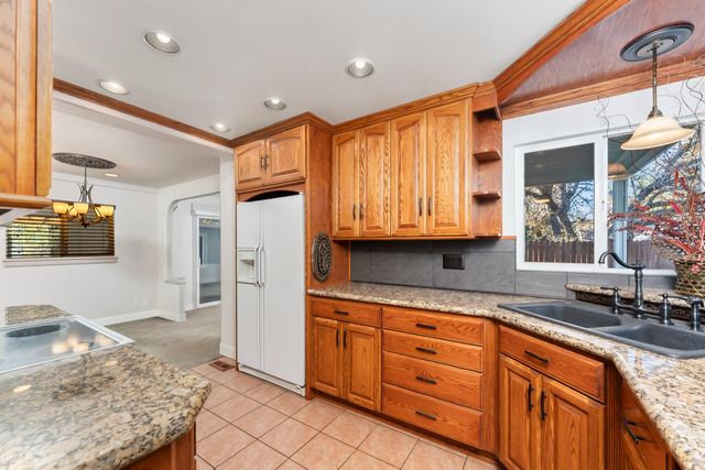 4624 Pony Express Trl, Camino, CA 95709