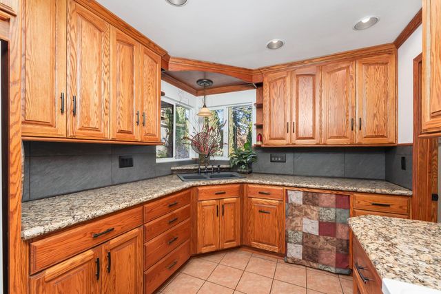 4624 Pony Express Trl, Camino, CA 95709