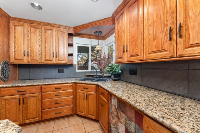 4624 Pony Express Trl, Camino, CA 95709