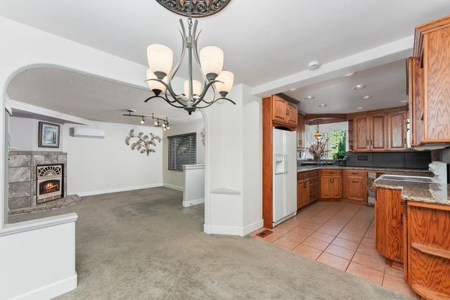 4624 Pony Express Trl, Camino, CA 95709