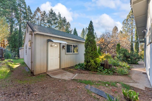 4624 Pony Express Trl, Camino, CA 95709