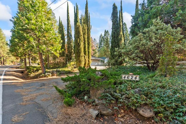 4624 Pony Express Trl, Camino, CA 95709