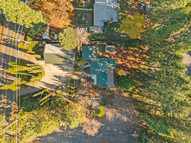 4624 Pony Express Trl, Camino, CA 95709