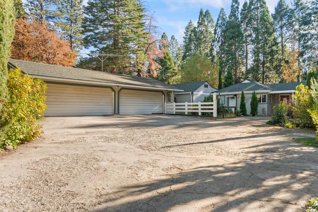 4624 Pony Express Trl, Camino, CA 95709