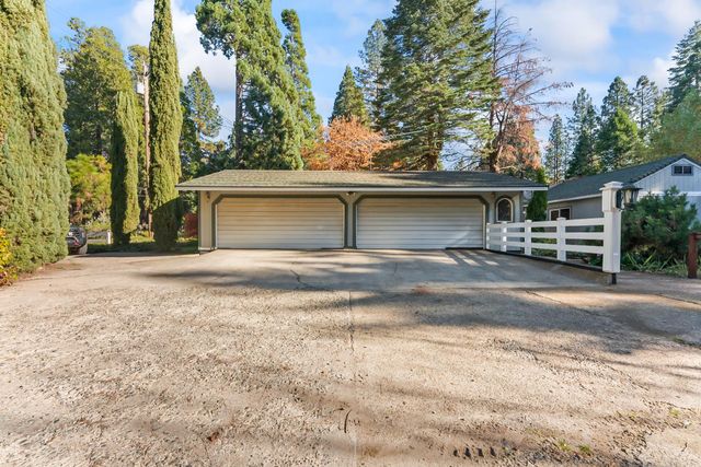 4624 Pony Express Trl, Camino, CA 95709