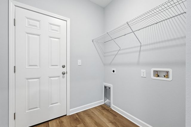 6118 Clover Street, Crestview, FL 32539