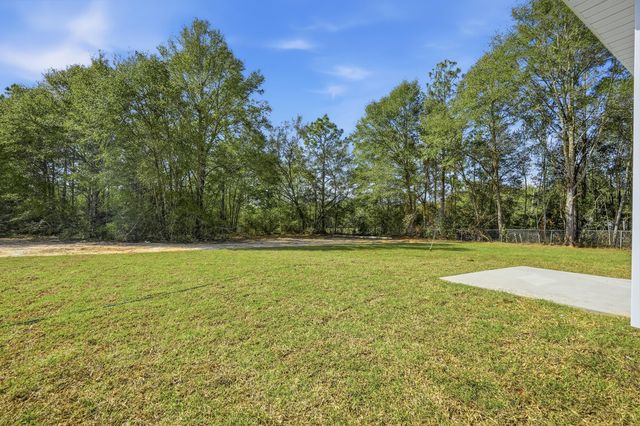 6118 Clover Street, Crestview, FL 32539