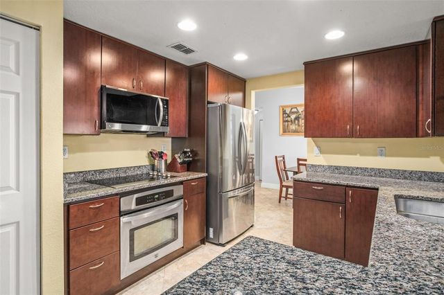 7730 PINEAPPLE DRIVE, Orlando, FL 32835