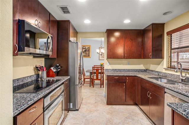 7730 PINEAPPLE DRIVE, Orlando, FL 32835
