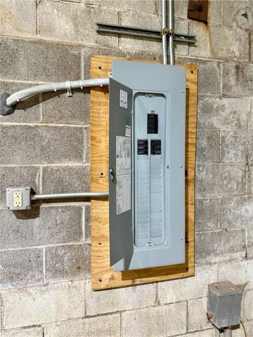 1799 TRIPHAMMER ROAD, South Park, PA 15129