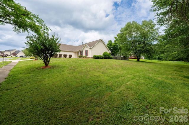 9824 Andi Kathryn Court, Charlotte, NC 28214