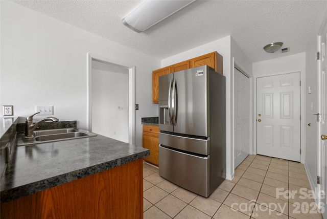 9824 Andi Kathryn Court, Charlotte, NC 28214