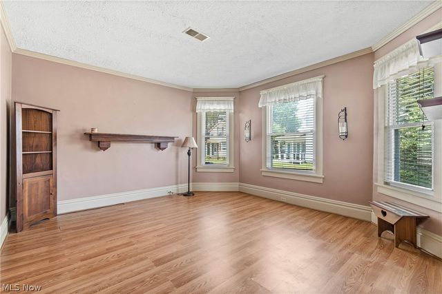 105 8th Street SW, Massillon, OH 44647
