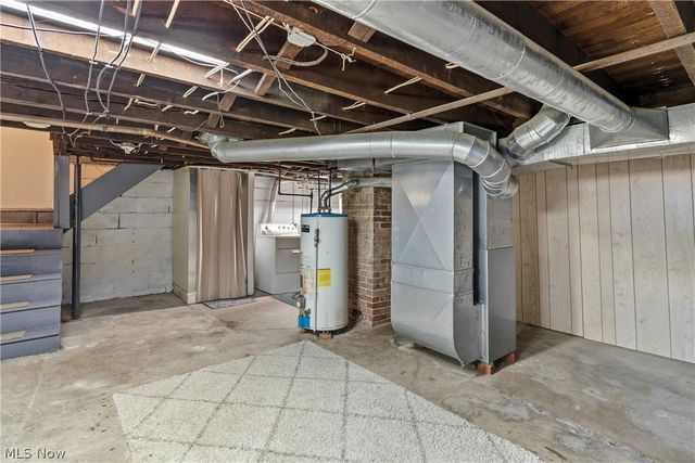 105 8th Street SW, Massillon, OH 44647