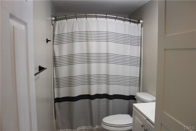 4195 Burningtree Road, Clay, NY 13090