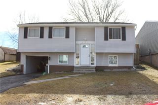 4195 Burningtree Road, Clay, NY 13090