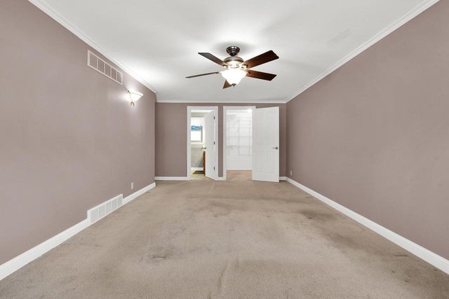 2760 N Park DRIVE, Wauwatosa, WI 53222