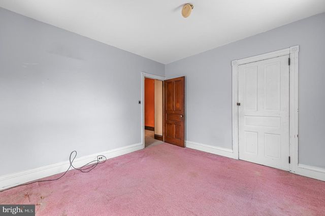 812 STANBRIDGE ST, Norristown, PA 19401