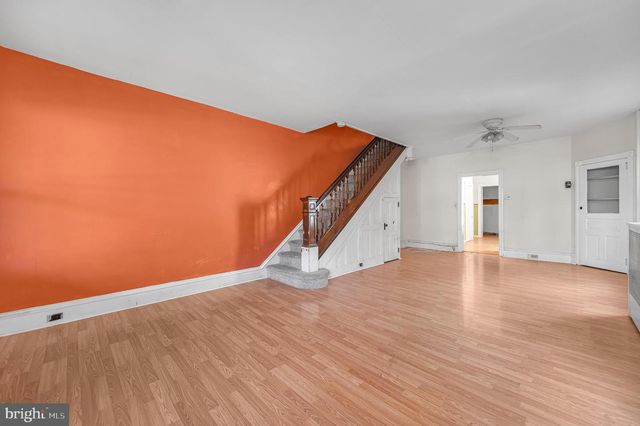 812 STANBRIDGE ST, Norristown, PA 19401