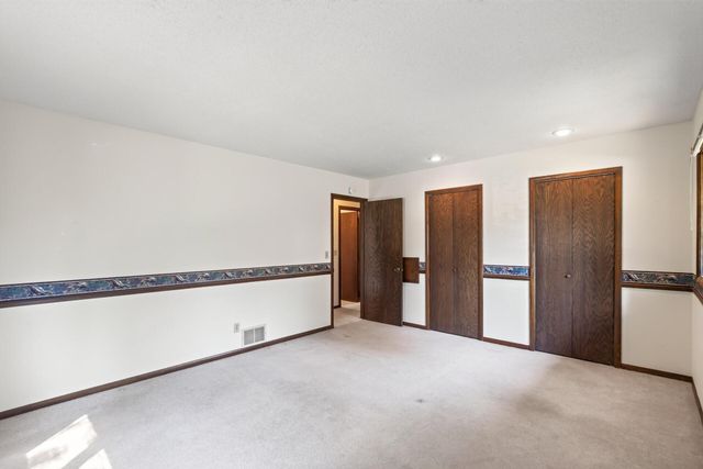 1858 Merrill Street, Roseville, MN 55113