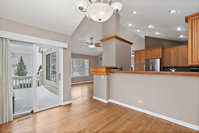 1387 New Haven Drive, Cary, IL 60013