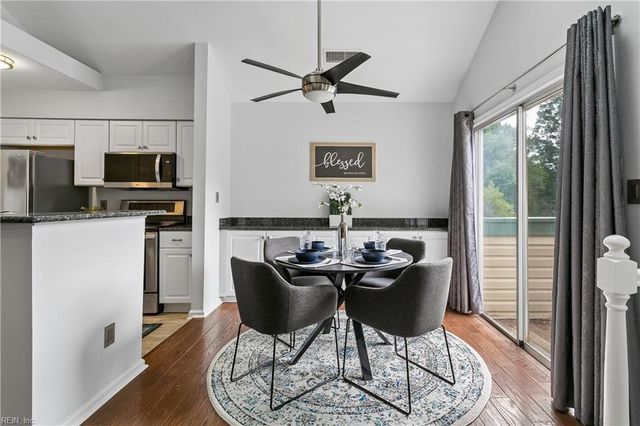 6 Tamarisk Quay Apt I, Hampton, VA 23666