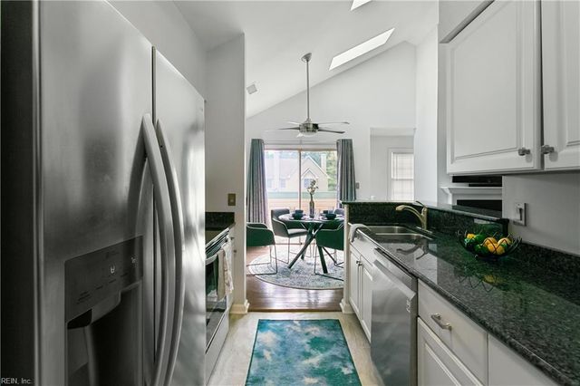 6 Tamarisk Quay Apt I, Hampton, VA 23666