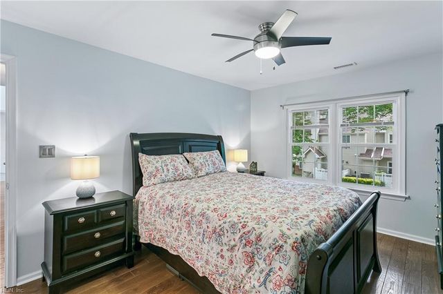 6 Tamarisk Quay Apt I, Hampton, VA 23666