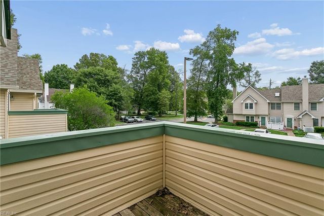 6 Tamarisk Quay Apt I, Hampton, VA 23666