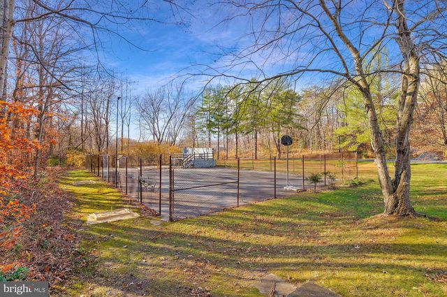 111 AUTUMN CT, Huntingtown, MD 20639