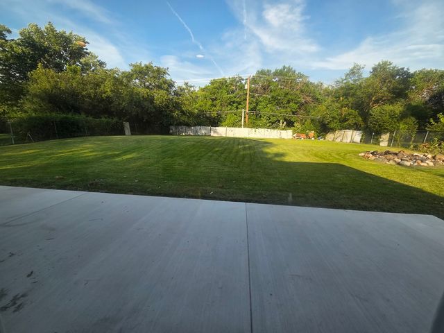 18749 Baker Avenue, Country Club Hills, IL 60478
