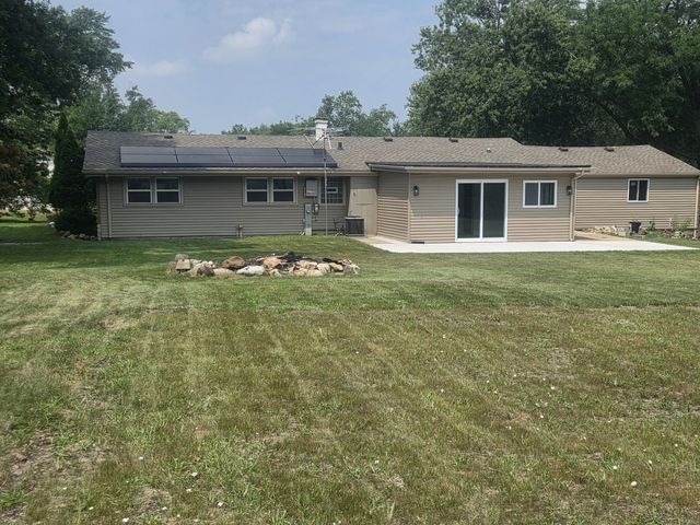 18749 Baker Avenue, Country Club Hills, IL 60478