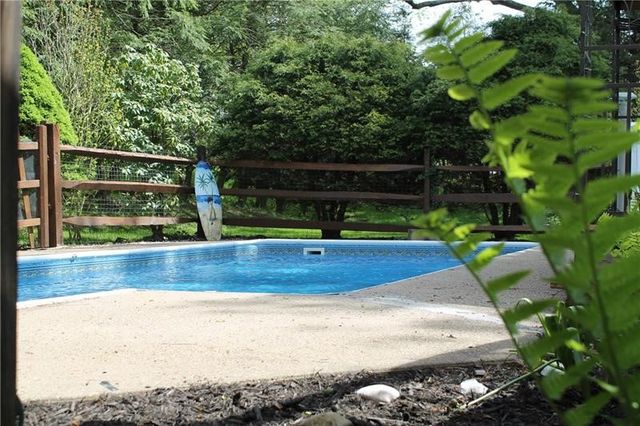 1254 Rinaldi St, Verona, PA 15147