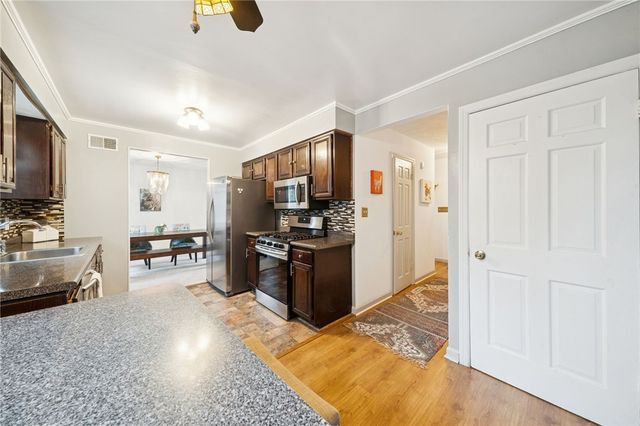 1254 Rinaldi St, Verona, PA 15147