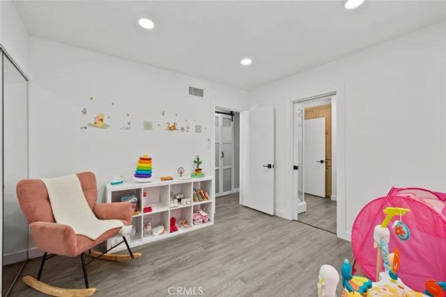 17441 Rayen Street, Sherwood Forest, CA 91325