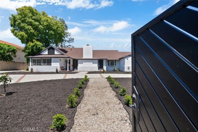 17441 Rayen Street, Sherwood Forest, CA 91325