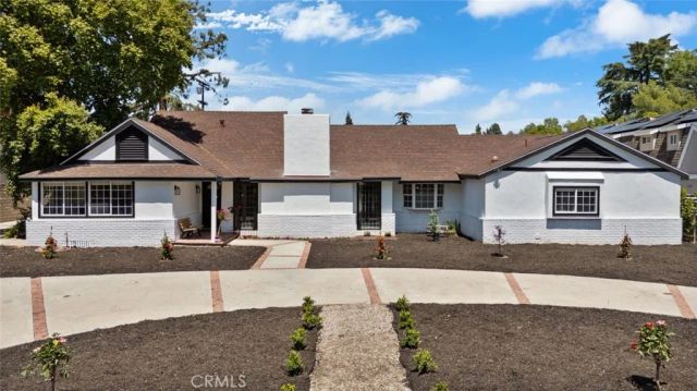 17441 Rayen Street, Sherwood Forest, CA 91325