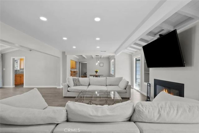 17441 Rayen Street, Sherwood Forest, CA 91325