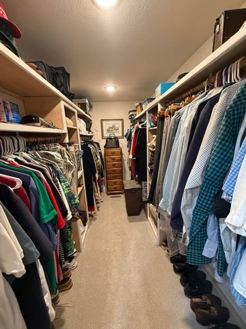 4900 S Bellhurst Avenue, Springfield, MO 65804