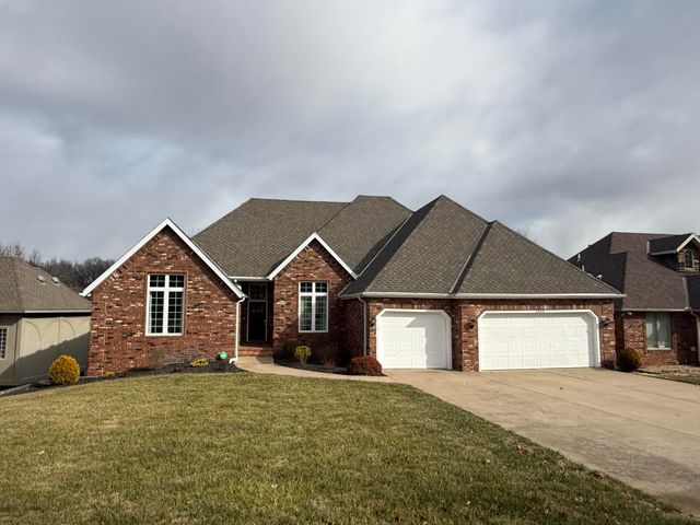 4900 S Bellhurst Avenue, Springfield, MO 65804