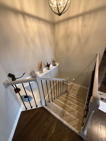 4900 S Bellhurst Avenue, Springfield, MO 65804