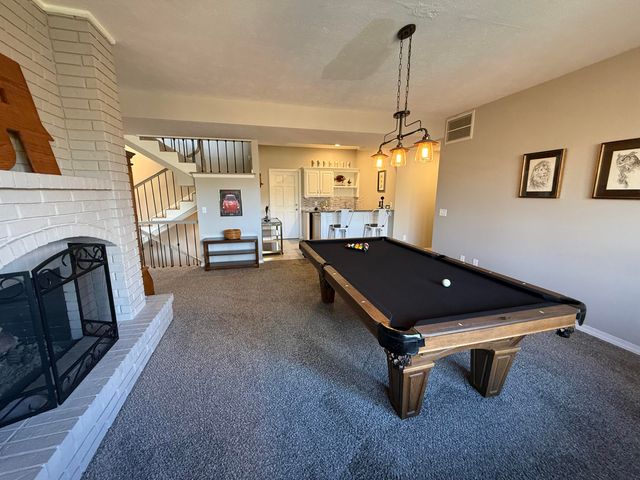 4900 S Bellhurst Avenue, Springfield, MO 65804