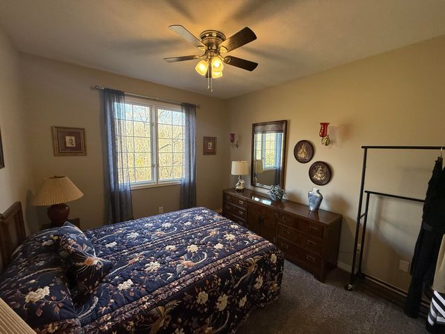 4900 S Bellhurst Avenue, Springfield, MO 65804