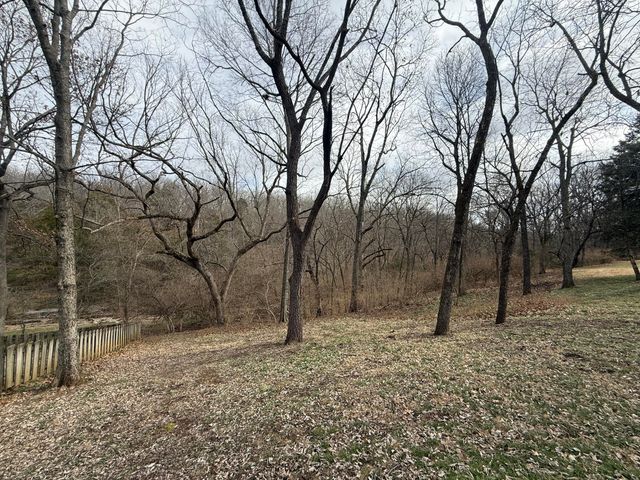 4900 S Bellhurst Avenue, Springfield, MO 65804