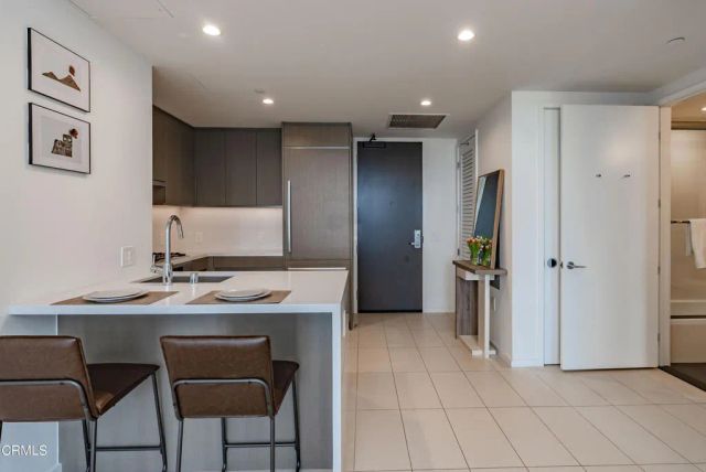 889 Francisco Street 802, Los Angeles, CA 90017